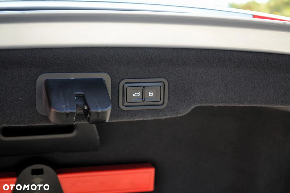 Audi A8 3.0 TDI DPF quattro tiptronic - 34