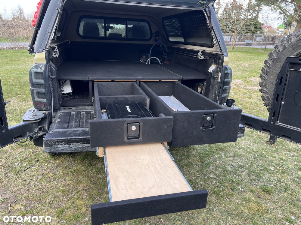 Toyota Tacoma - 17