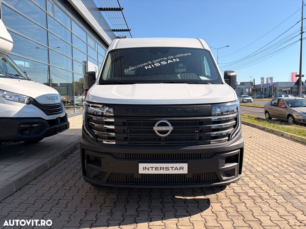 Nissan Interstar - 2
