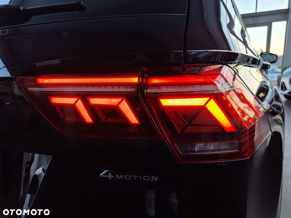 Volkswagen Tiguan 2.0 TSI 4Mot Elegance DSG - 9