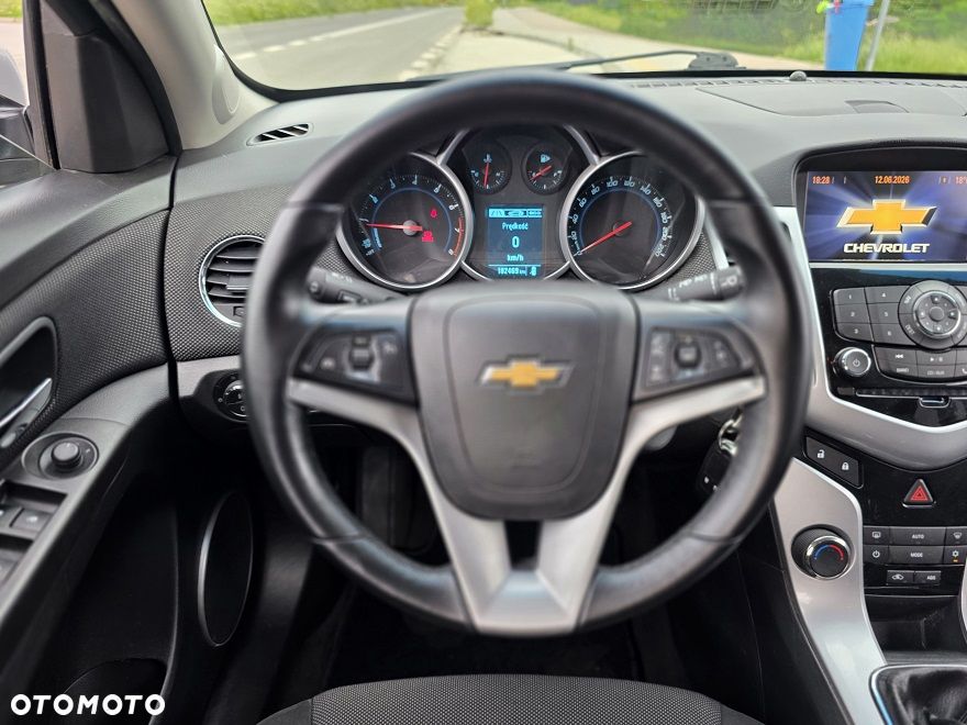 Chevrolet Cruze 1.4T LT+ - 21
