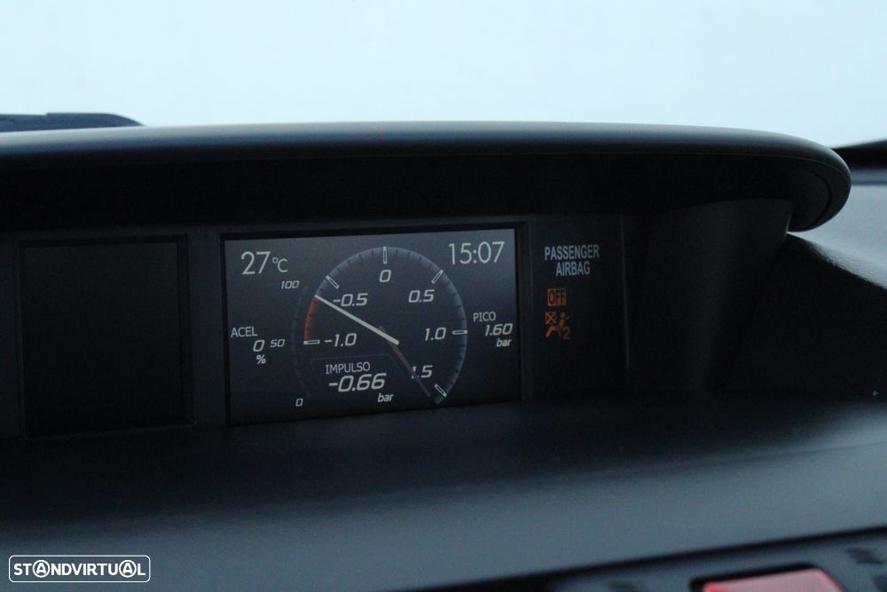Subaru Impreza 2.5 WRX STi - 38