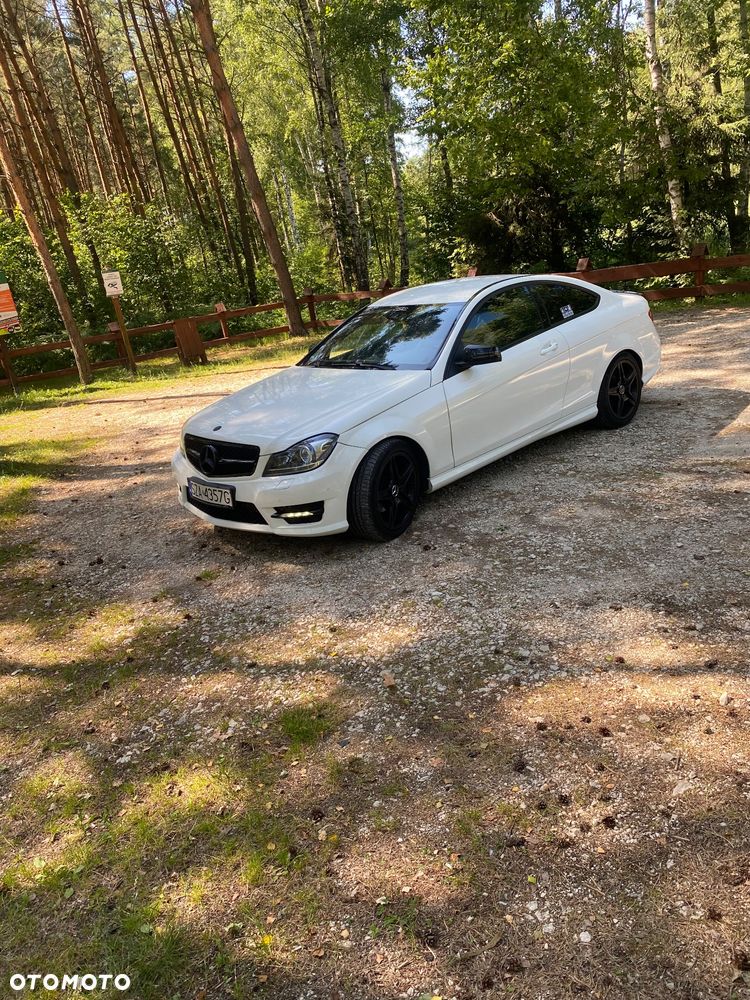 Mercedes-Benz Klasa C 220 CDI 7G-TRONIC Edition - 3