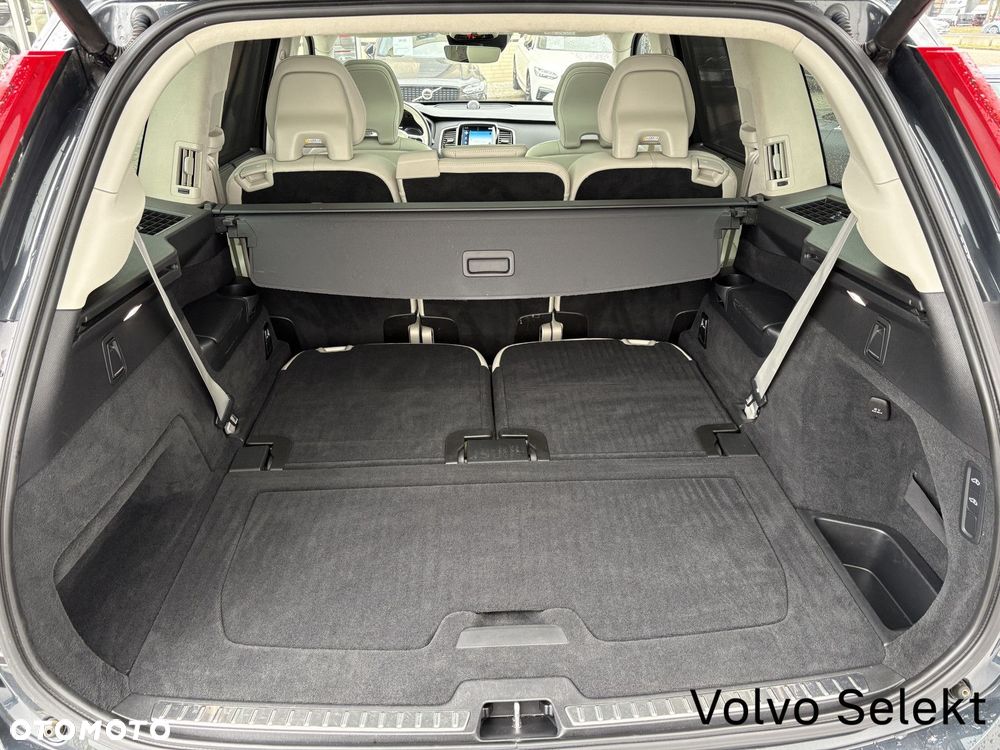 Volvo XC 90 - 29