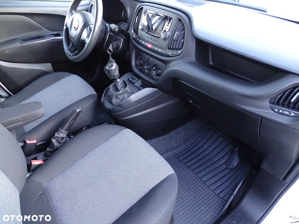 Fiat Doblo 1.4 16V Active - 11