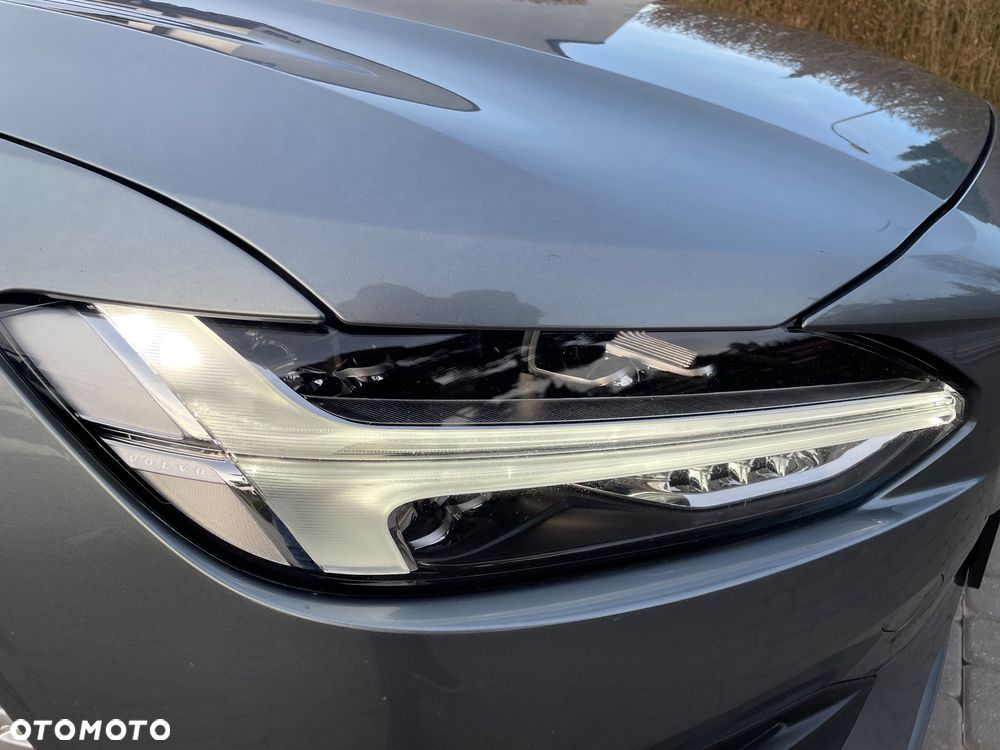 Volvo V90 D4 Geartronic Momentum - 26