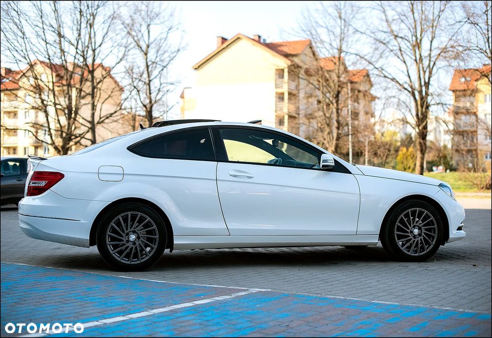 Mercedes-Benz Klasa C - 12