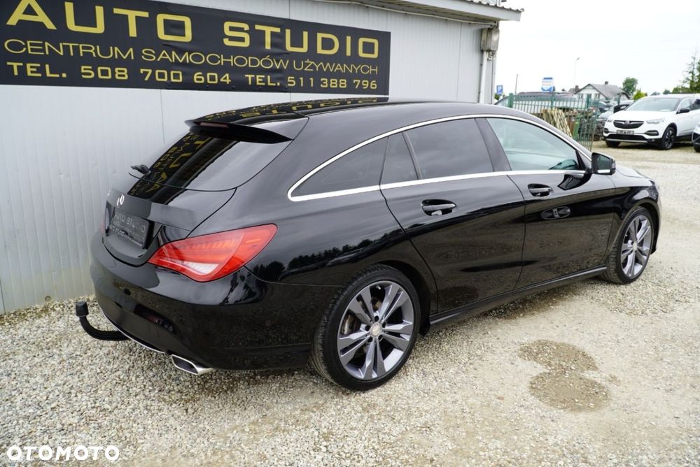 Mercedes-Benz CLA 200 UrbanStyle Edition - 3