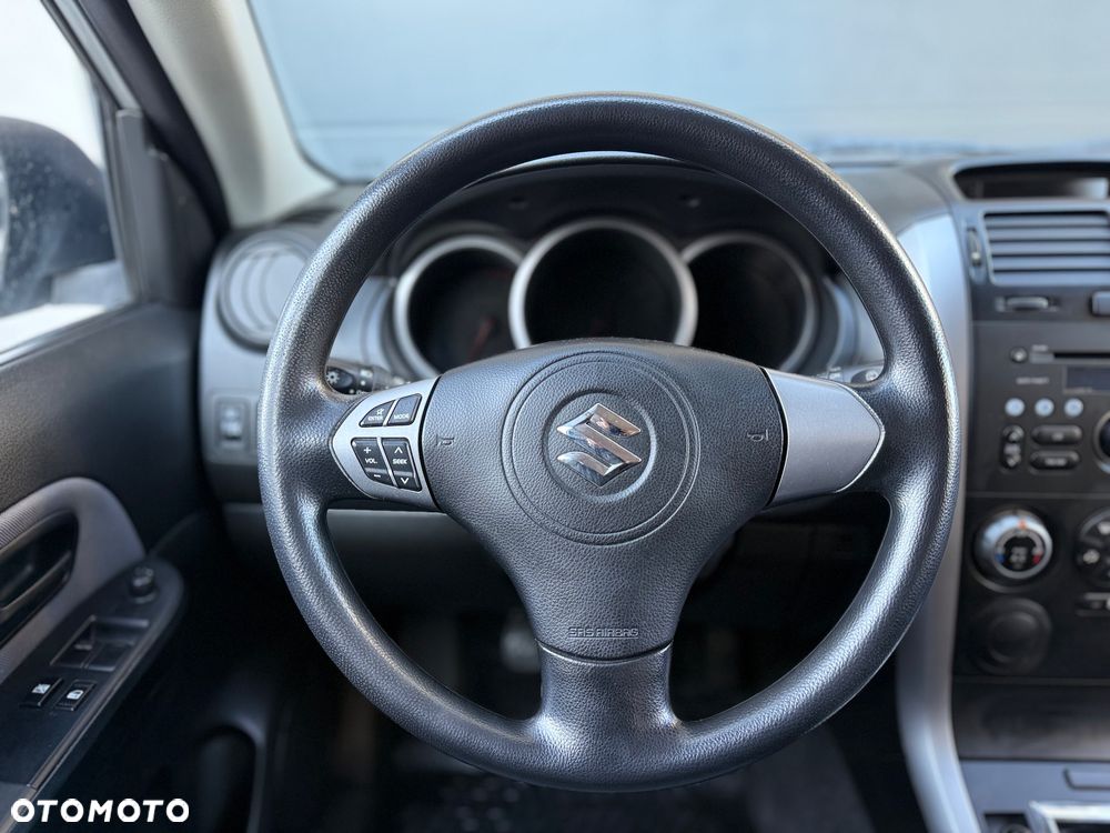 Suzuki Grand Vitara - 8