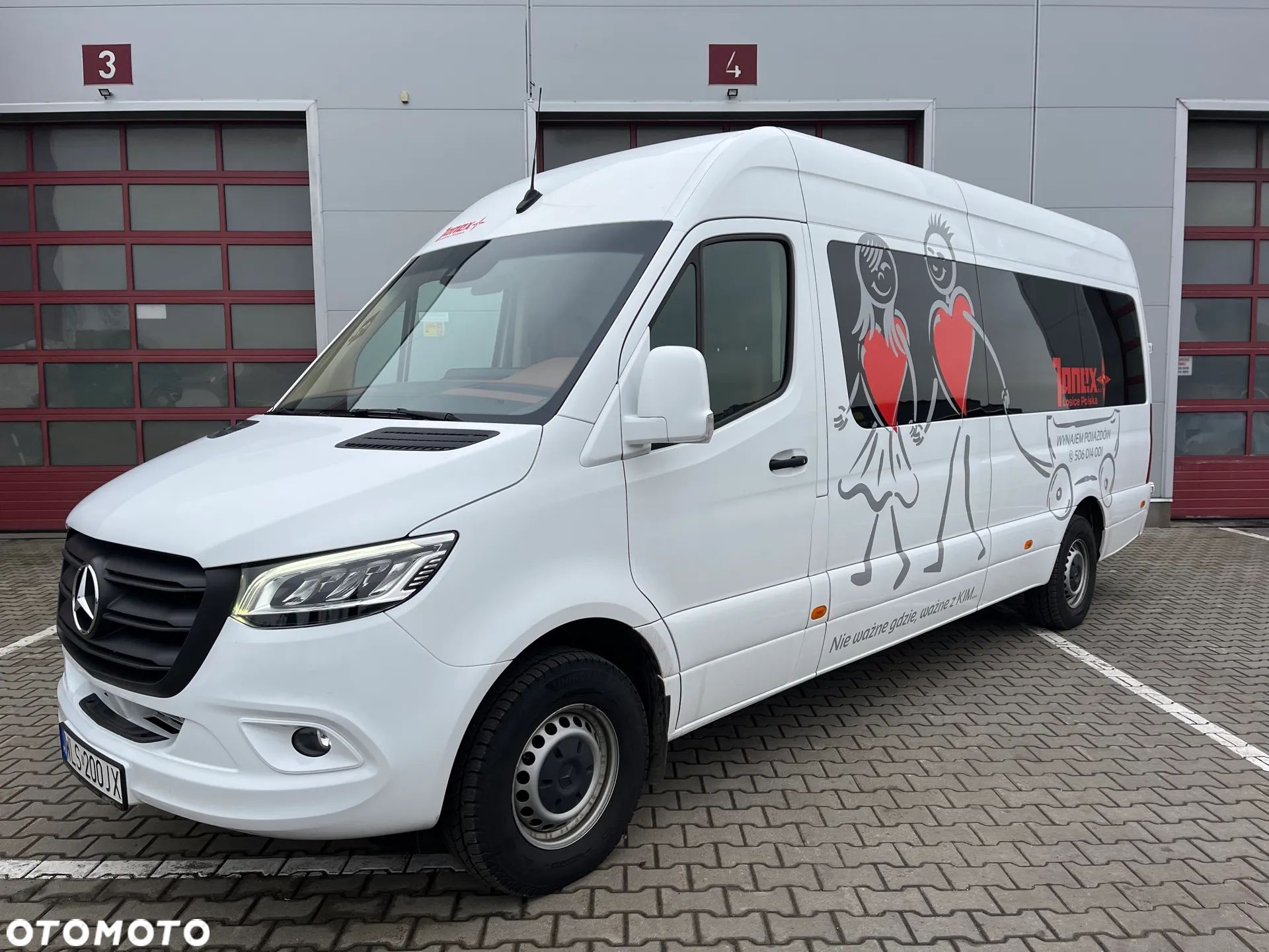 Mercedes-Benz Sprinter - 1