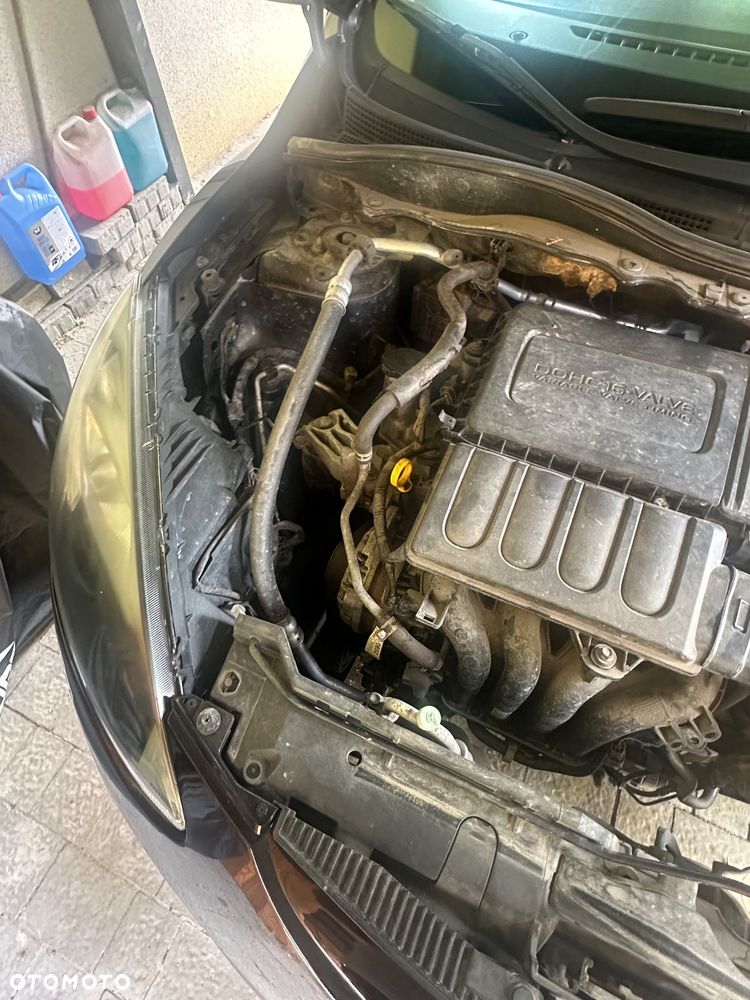 Mazda 2 - 14