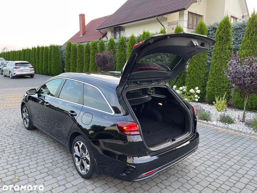 Kia Ceed 1.6 CRDi SCR L Business Line DCT - 12