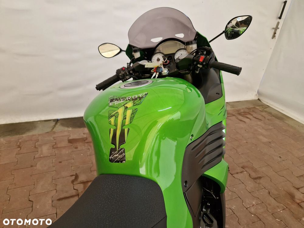 Kawasaki ZZR - 26