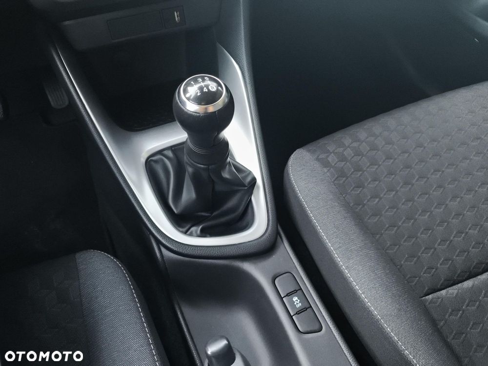 Toyota Yaris 1.0 Comfort - 24