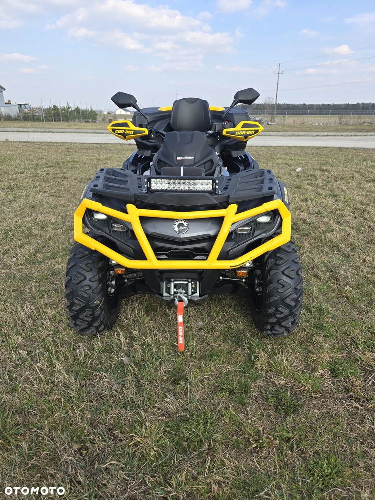 Can-Am Outlander Max - 8