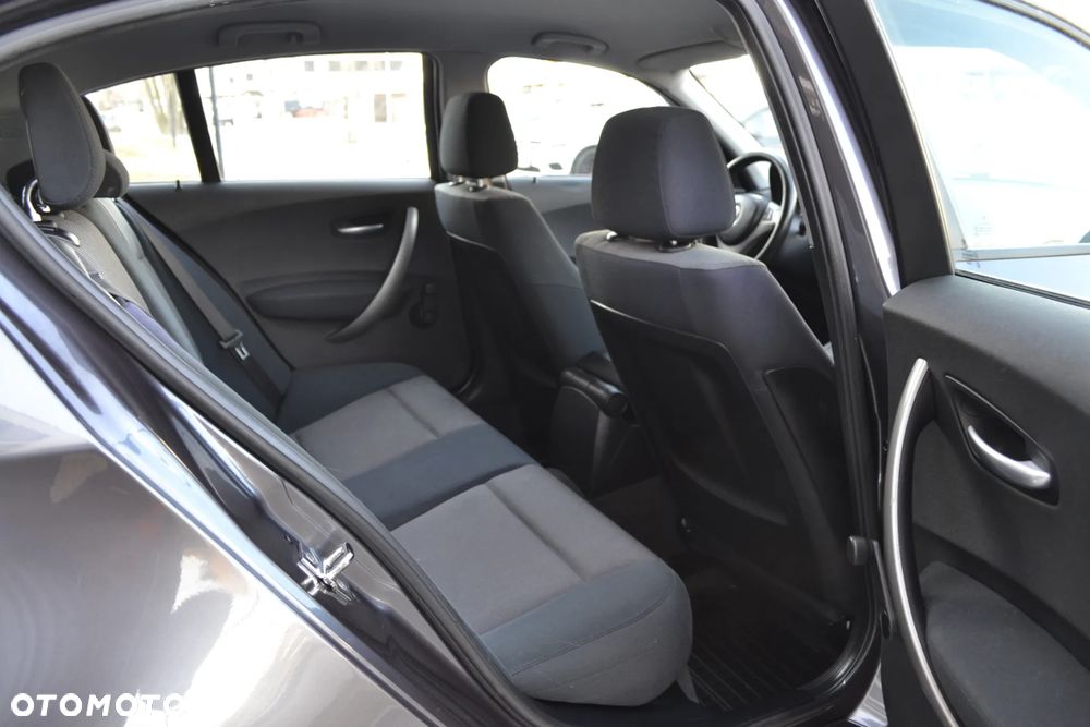 BMW Seria 1 - 16
