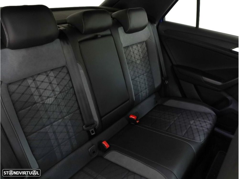 VW T-Roc 1.5 TSI R-Line DSG - 15