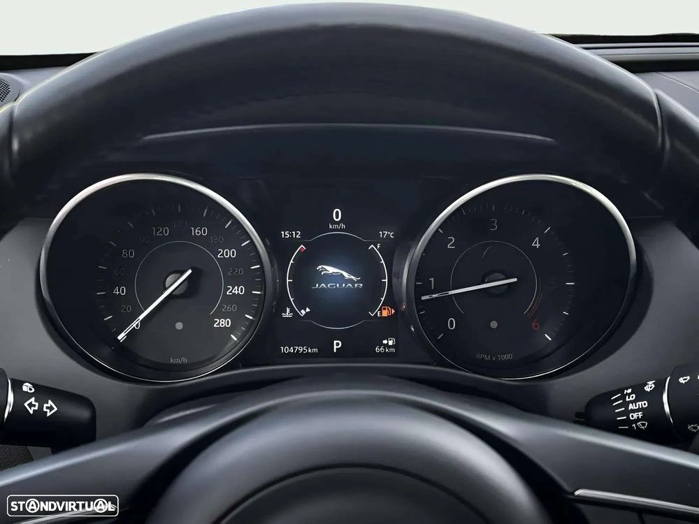 Jaguar F-Pace 2.0 i4D Portfolio AWD Aut. - 14