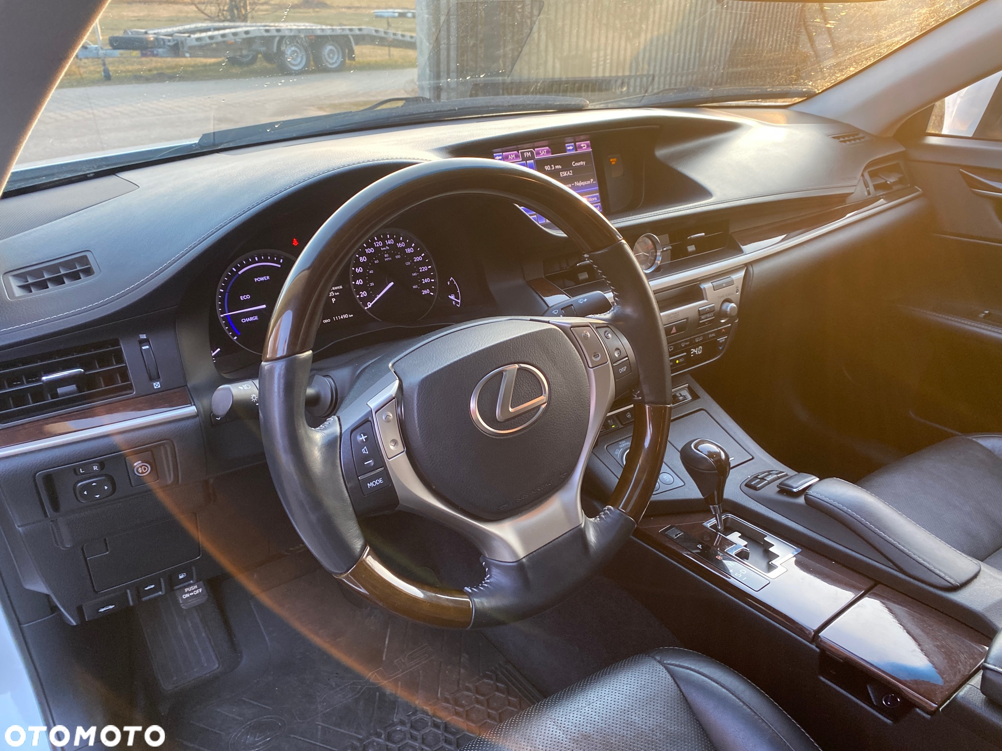 Lexus ES 300h Prestige - 18