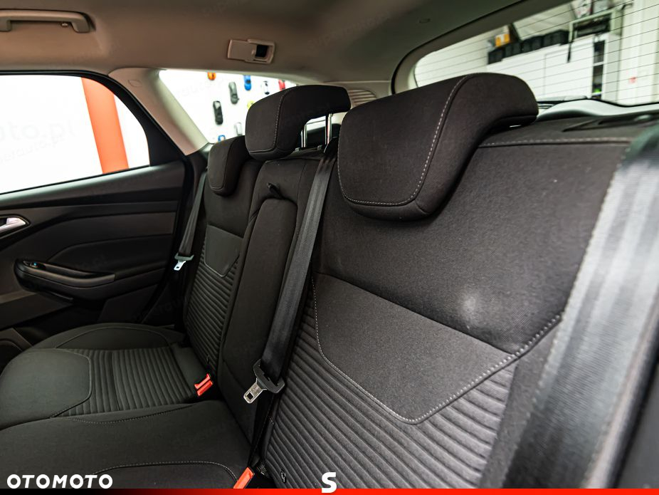 Ford Focus - 21