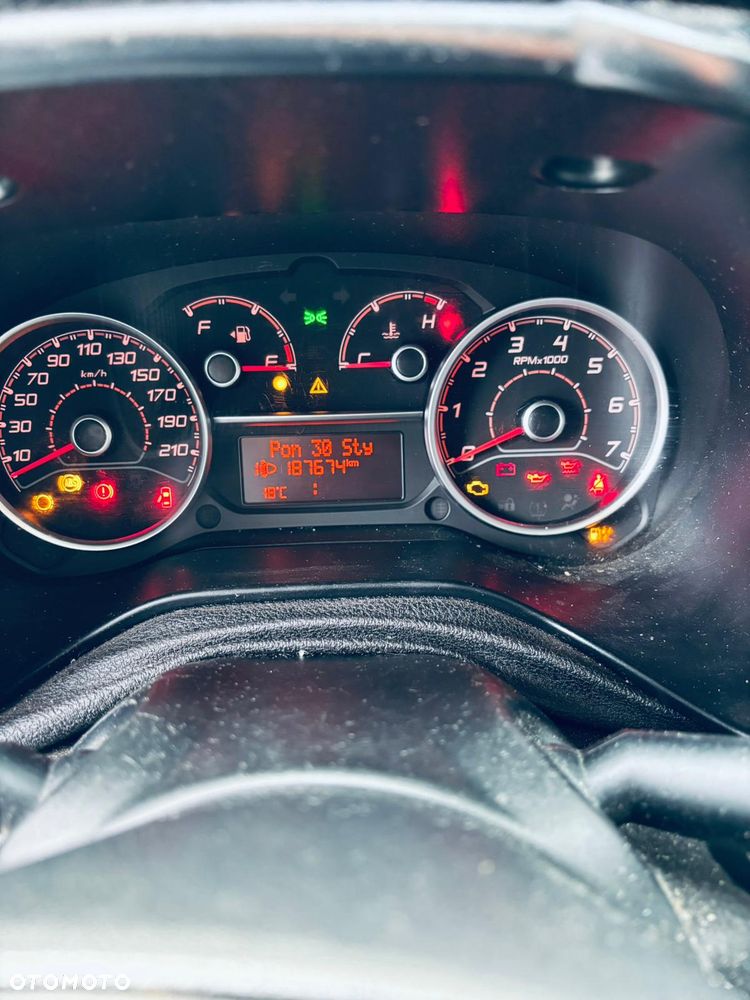 Fiat Doblo - 13