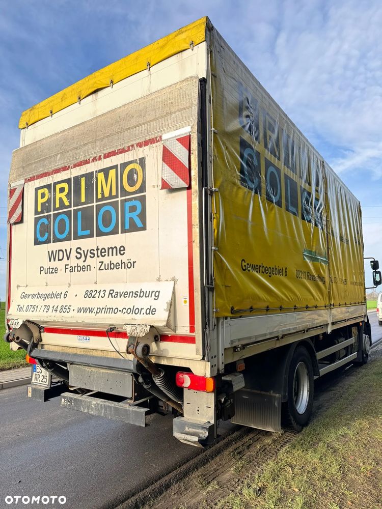 Renault D 18 *083* automat - 8