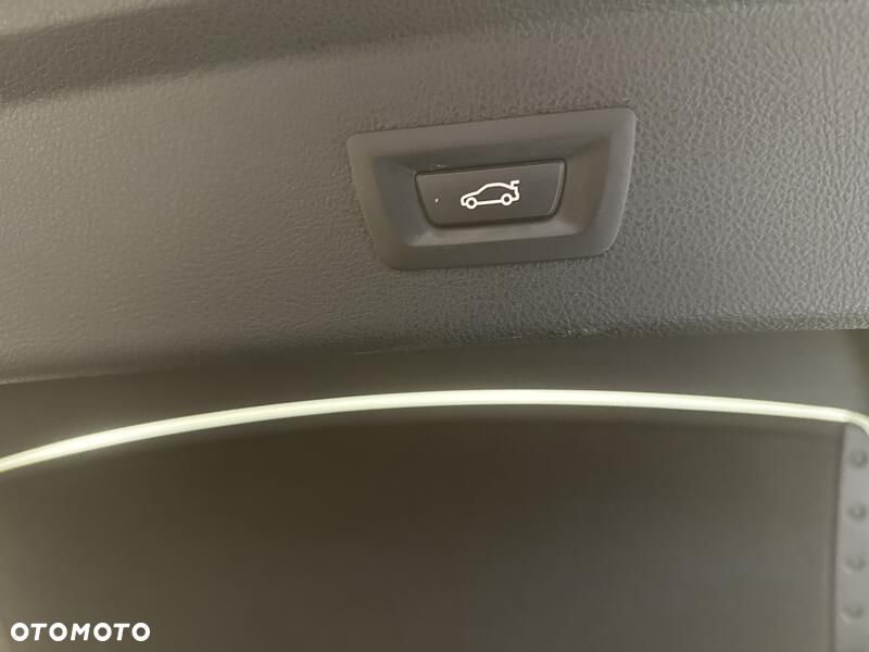 BMW Seria 3 320i GPF - 23