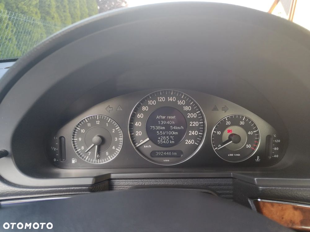 Mercedes-Benz Klasa E 270 CDI Elegance - 10