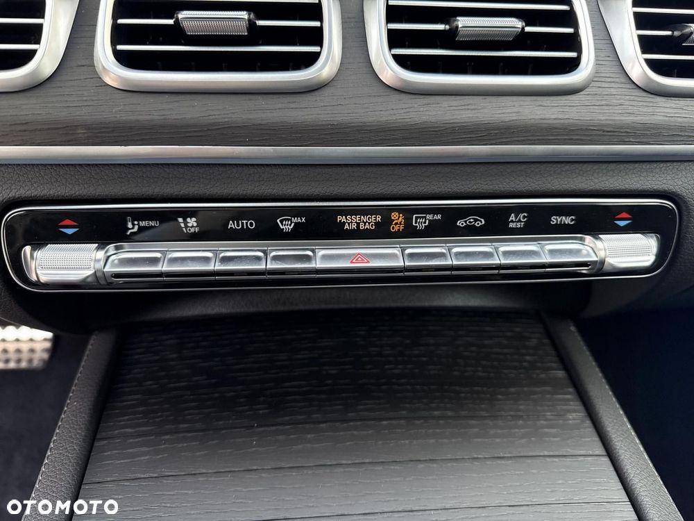 Mercedes-Benz GLE - 17