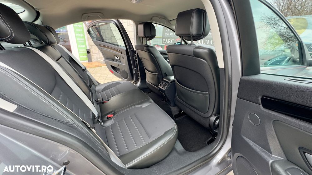 Renault Laguna dCi 150 FAP Bose - 10