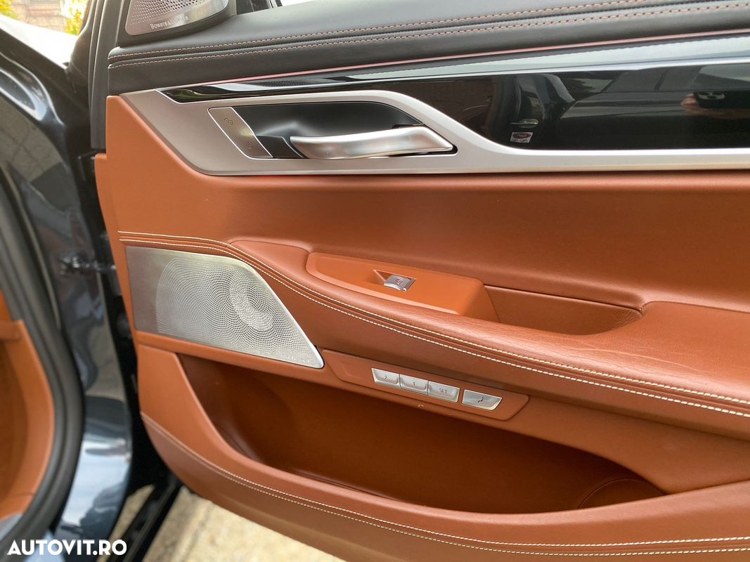 BMW Seria 7 750Li xDrive - 13