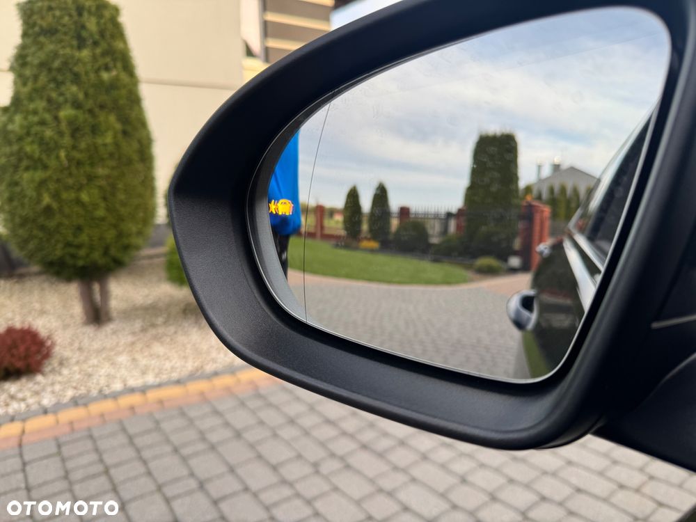 Opel Insignia 2.0 T Elegance S&S - 37
