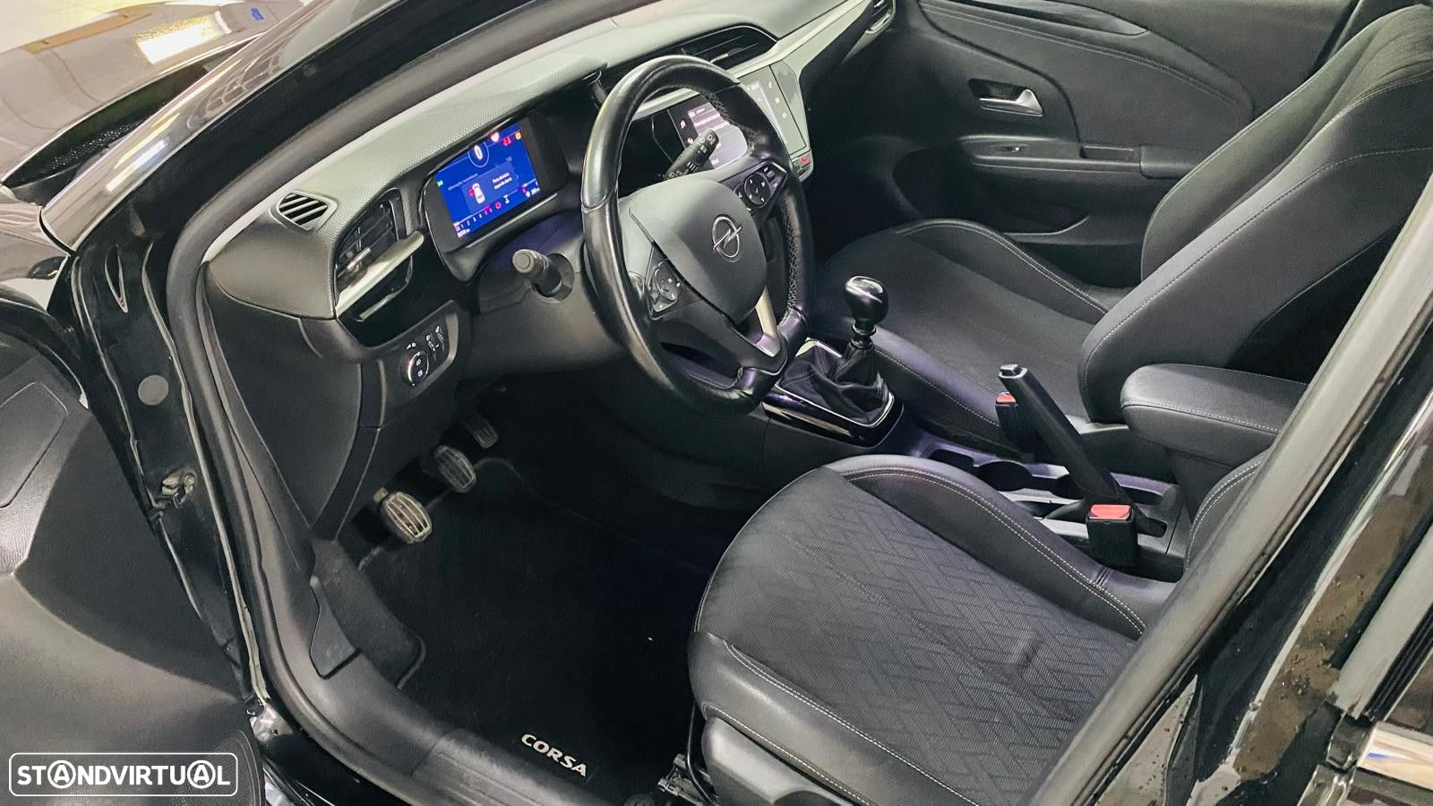 Opel Corsa 1.5 D Elegance - 2
