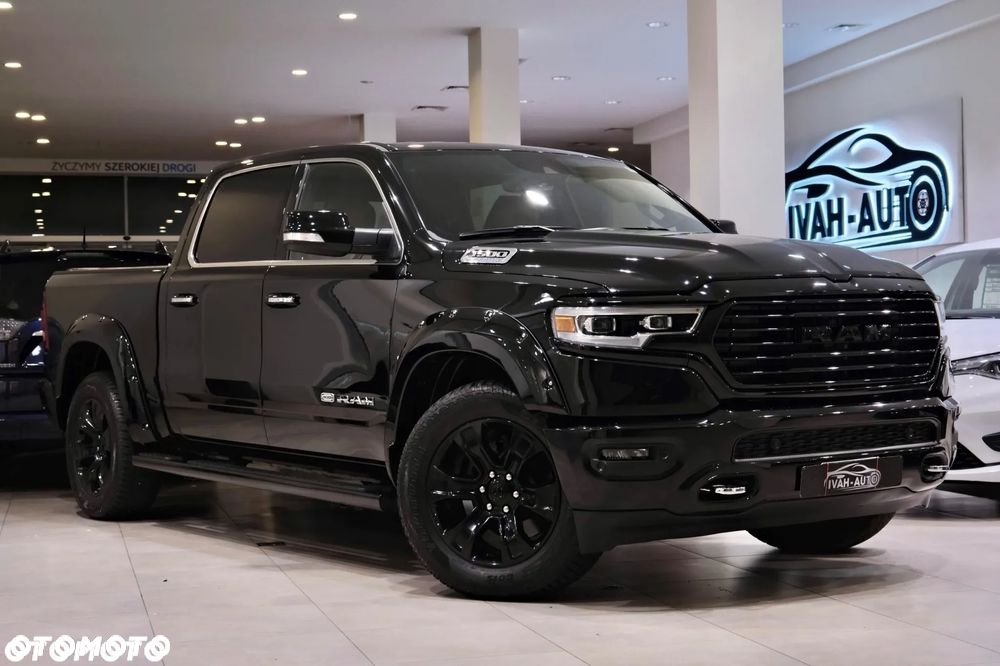 RAM 1500 Crew Cab Longhorn - 3