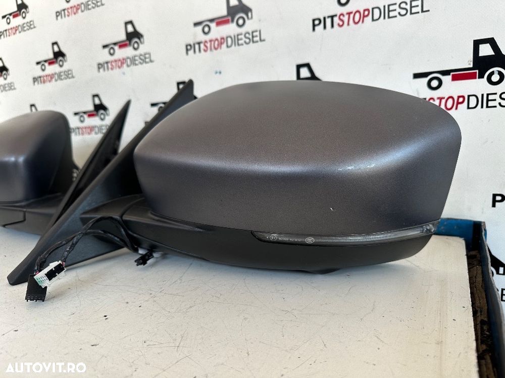 Oglinzi oglinda dreapta MASERATI LEVANTE 2016 2017 2018 2019 2020 670149130 gri 9 pini 8 pini 2 pini - 6