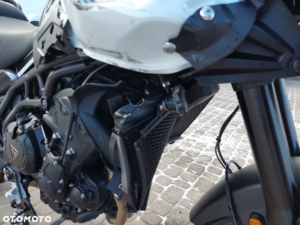 Triumph Tiger - 12
