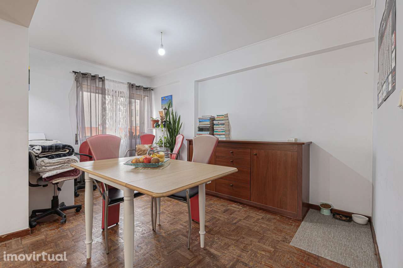 VENDIDO- Apartamento T3 transformado em T2 no Seixal - Grande imagem: 3/34