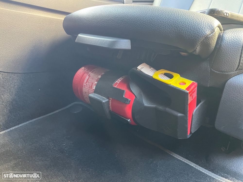 Mercedes-Benz CLA 180 d Shooting Brake Progressive Aut. - 19