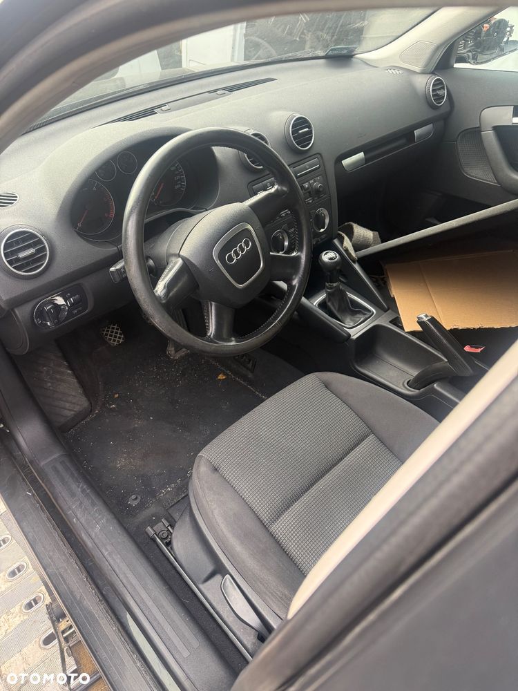 Audi A3 3-drzwiowe 1.9 TDI Ambiente - 4