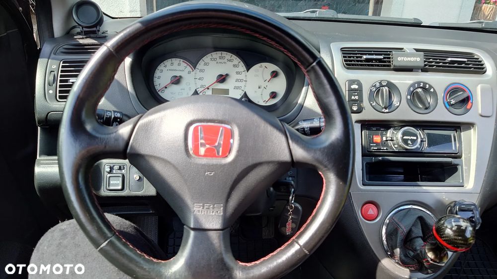 Honda Civic 1.6i ES - 15