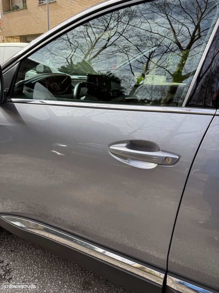 Peugeot 5008 1.5 BlueHDi GT EAT8 - 26