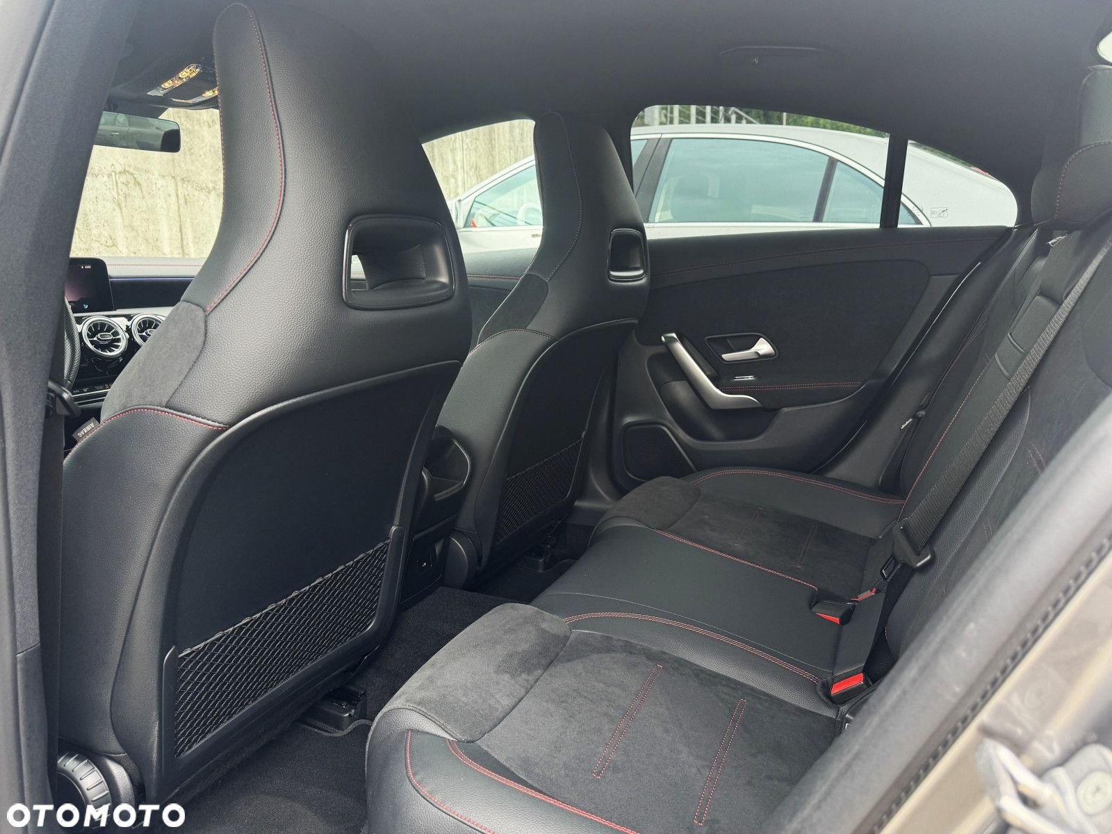 Mercedes-Benz CLA - 7