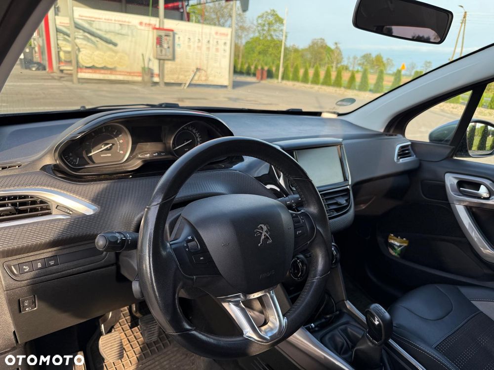 Peugeot 2008 BlueHDi 100 STOP & START Active - 17