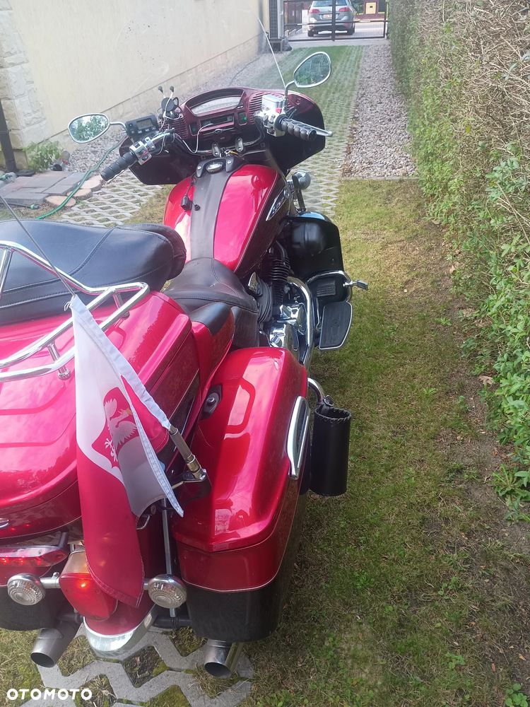 Yamaha Venture - 6