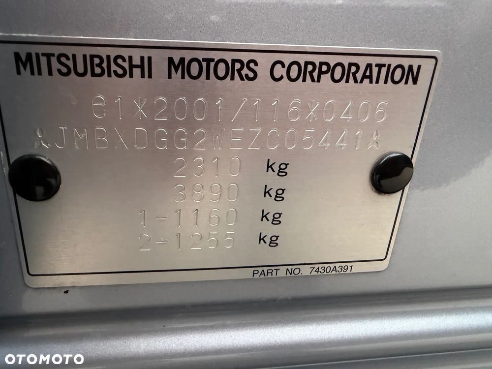 Mitsubishi Outlander 2.0 4WD Plus - 39