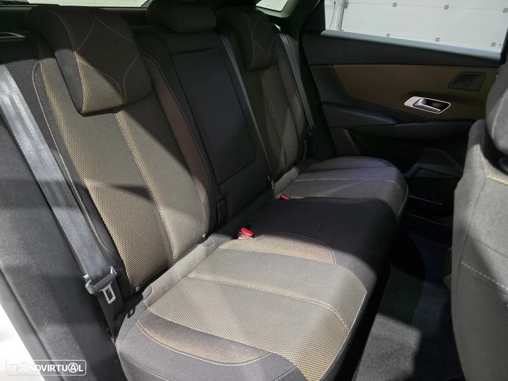 DS DS7 Crossback E-Tense Bastille+ EAT8 - 39