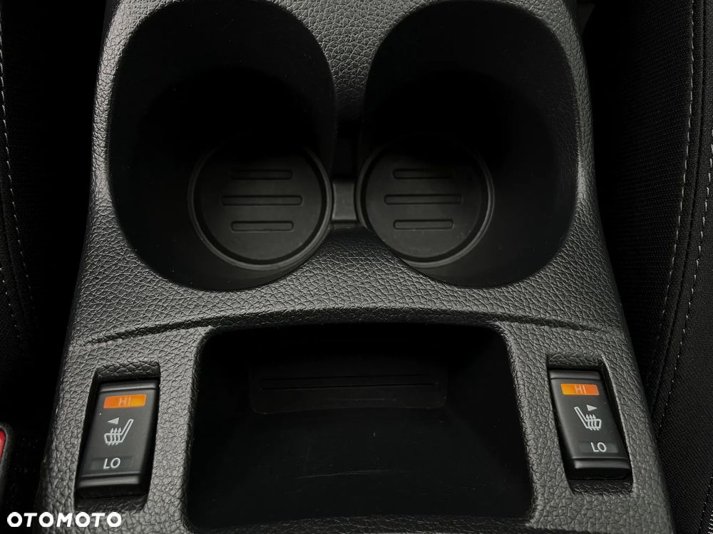 Nissan Qashqai 1.6 DIG-T N-Connecta - 33