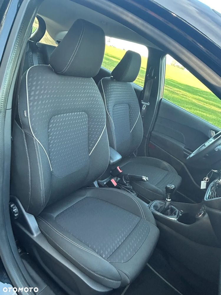 Ford Fiesta 1.0 EcoBoost S&S TITANIUM - 8