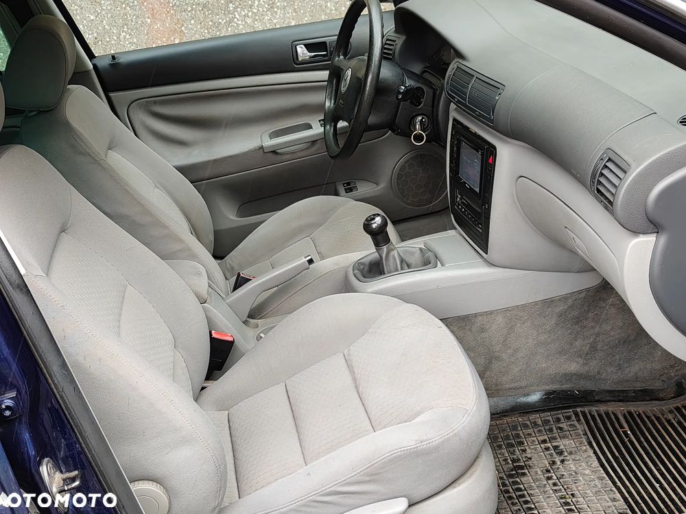 Volkswagen Passat Variant 2.0 Comfortline - 6