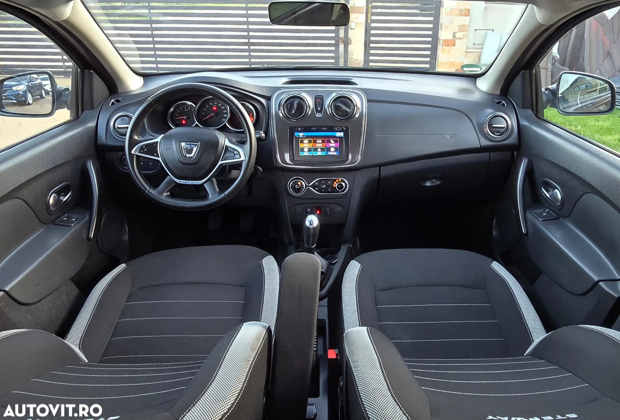 Dacia Sandero Stepway 0.9 TCe Prestige - 22